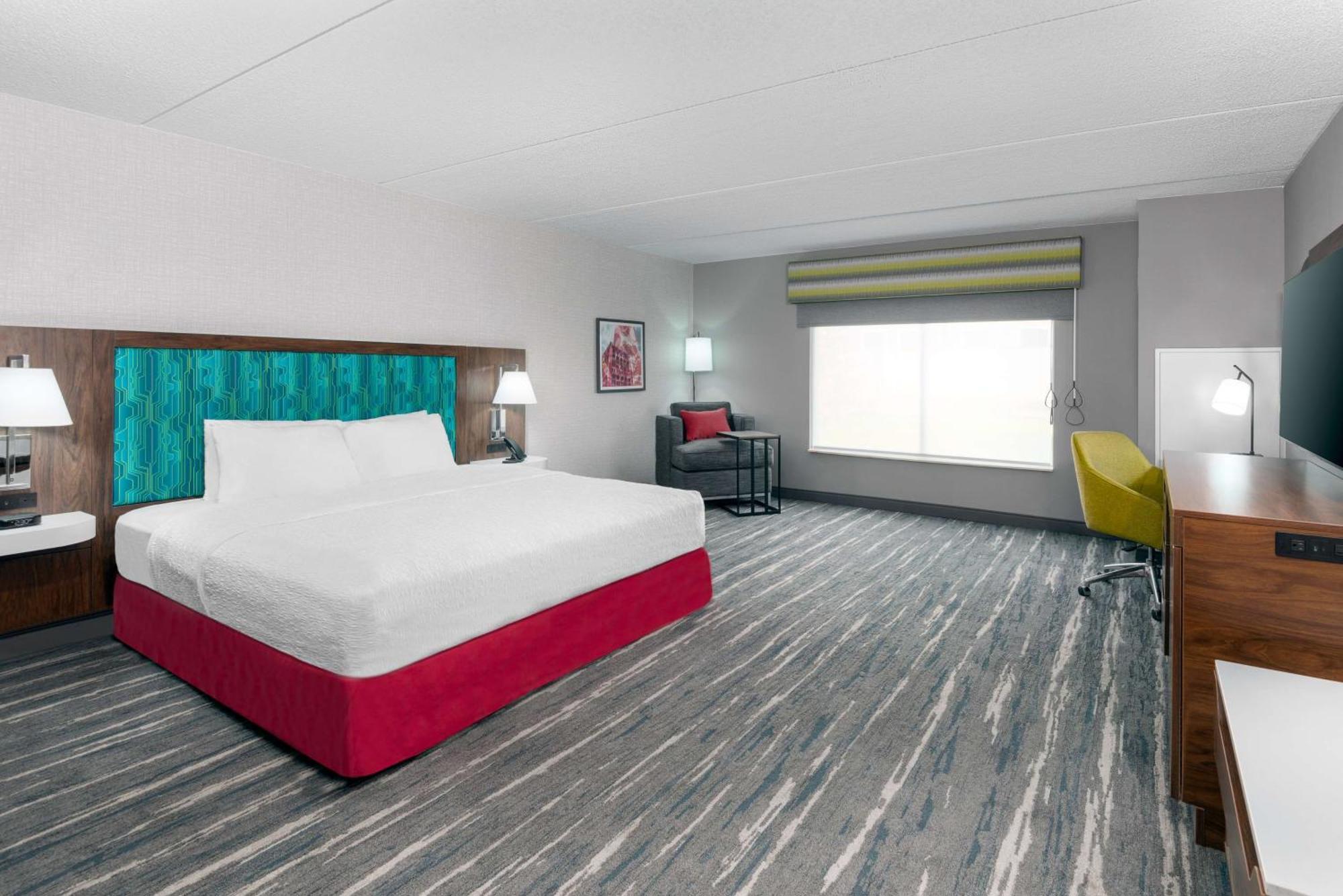 Hampton Inn & Suites Cleveland-Beachwood Exterior photo